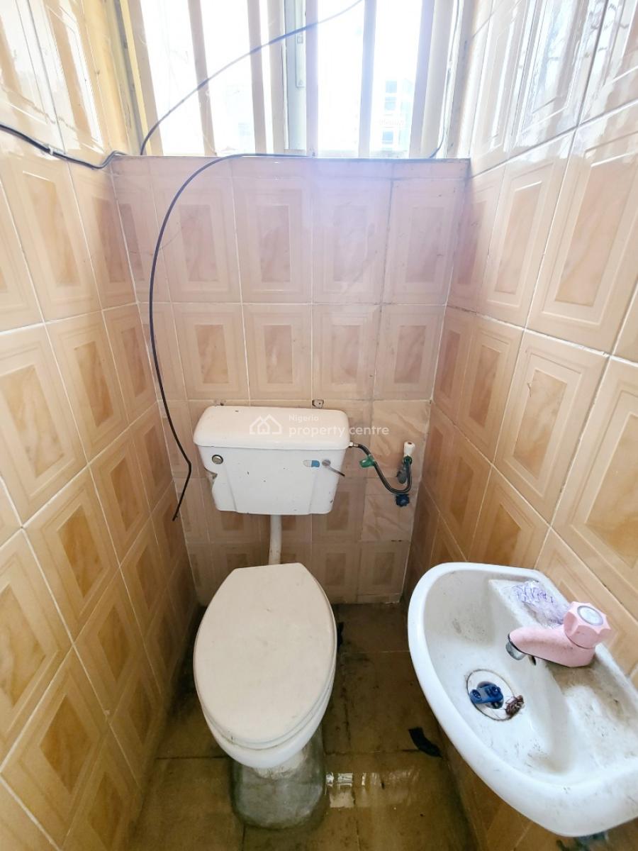 Newly Renovated 3 Bedroom Flat Self Service, Agungi/idado Estate, Agungi, Lekki, Lagos, Flat / Apartment for Rent