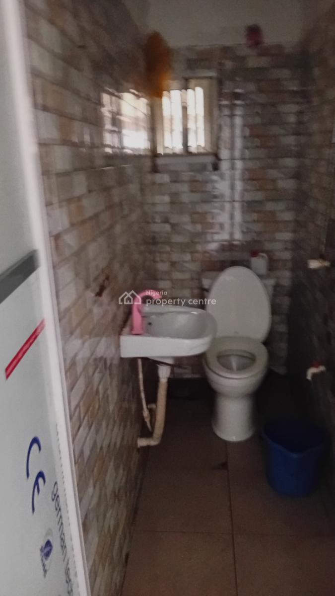 Spacious and Standard Mini Flat Apartment, 8 Jimmy Umoh Street, Badore-ajah, Badore, Ajah, Lagos, Mini Flat (room and Parlour) for Rent