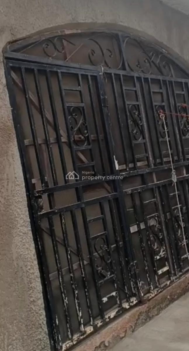 Distress Sell 2 Bedrooms Semi Detached Bungalow with Bq in Estate, Lugbe District, Abuja, Semi-detached Bungalow for Sale