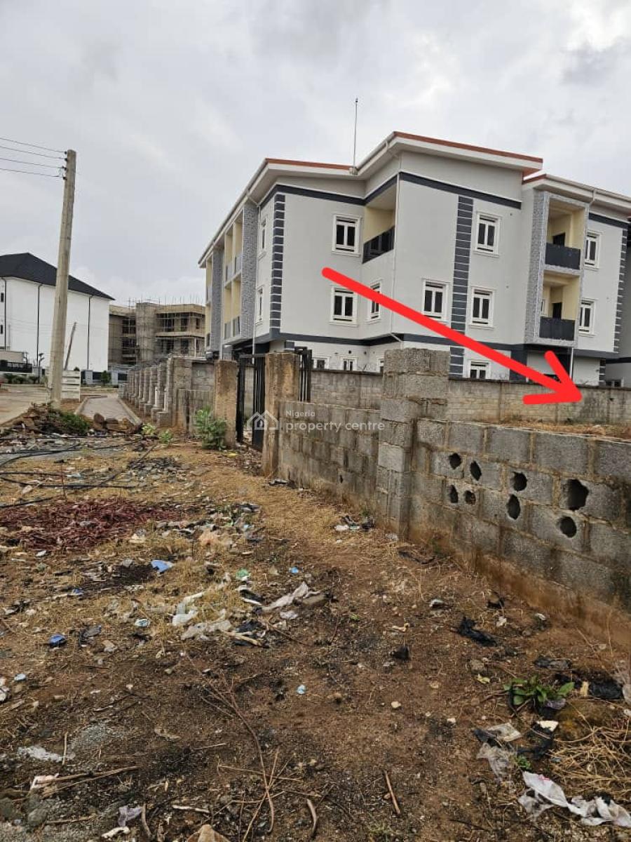 Fenced & Gated 1400 Sqm Residential Plot, Cofo , Good Access Road, Secured Neighborhood, Guzape District, Abuja, Residential Land for Sale