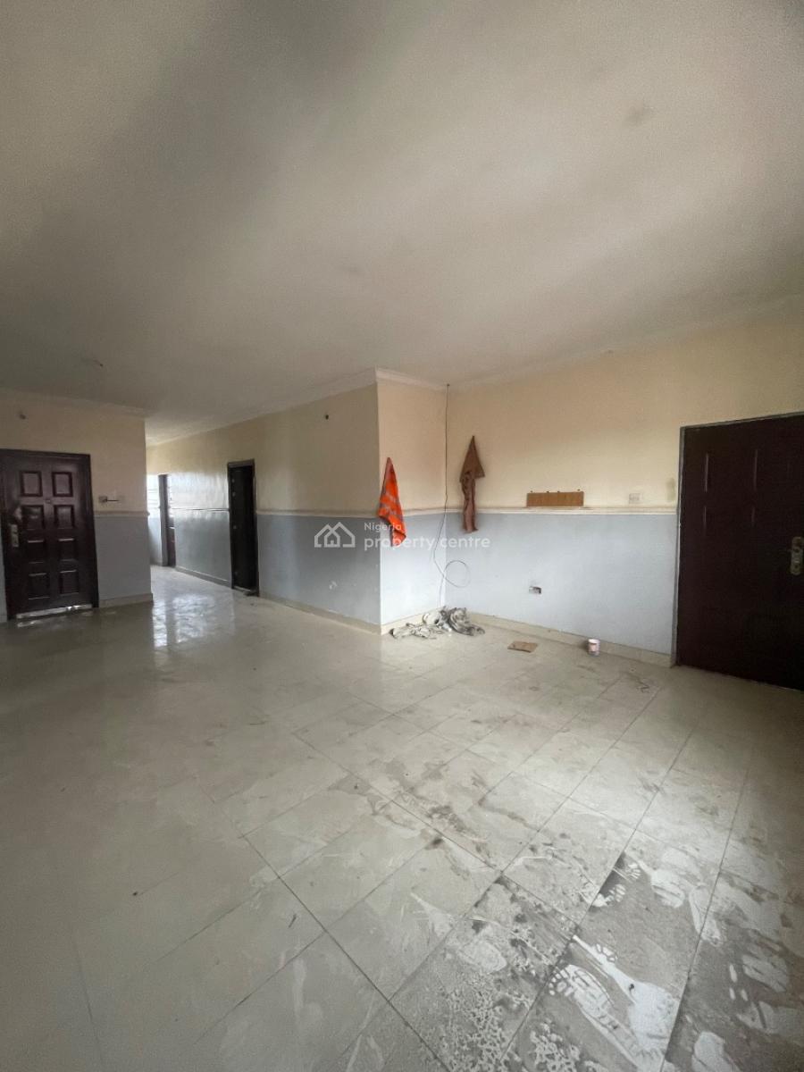 Spacious 3 Bed Upstairs, Ado, Ado, Ajah, Lagos, House for Rent