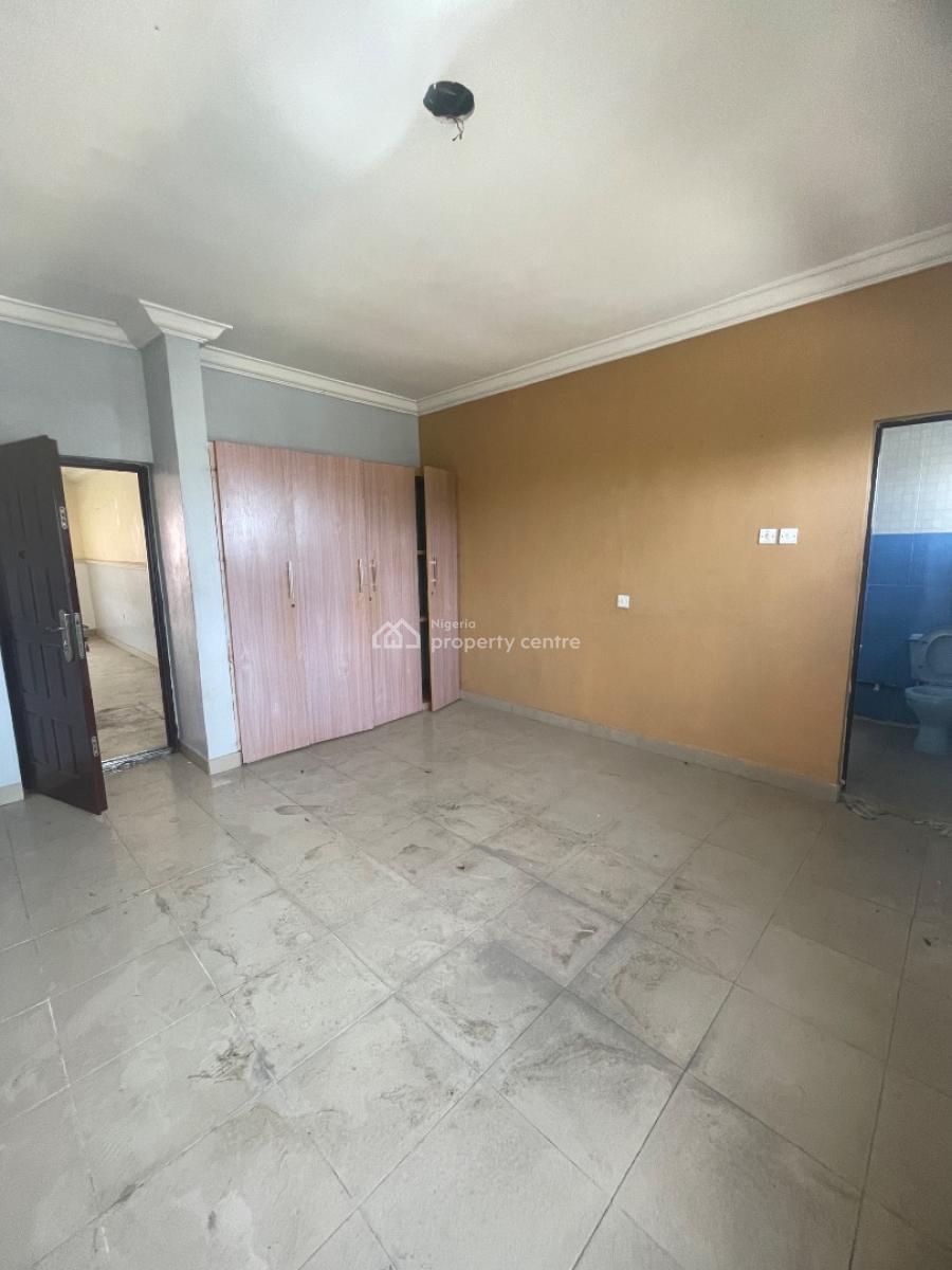 Spacious 3 Bedroom Upstairs, Ado, Ajah, Lagos, House for Rent