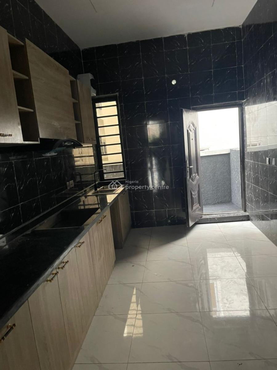 Luxury Living in Ikota, Lekki Newly Built 4 Bedroom Semi-duolex, Ikota, Lekki, Lagos, Semi-detached Duplex for Rent