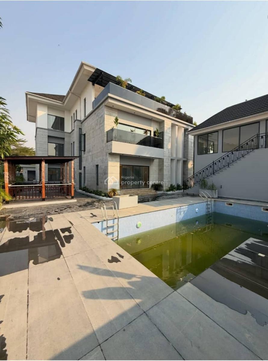 7 Bedroom Detached Duplex Spacious Compound Maitama, Maitama District, Abuja, Detached Duplex for Sale