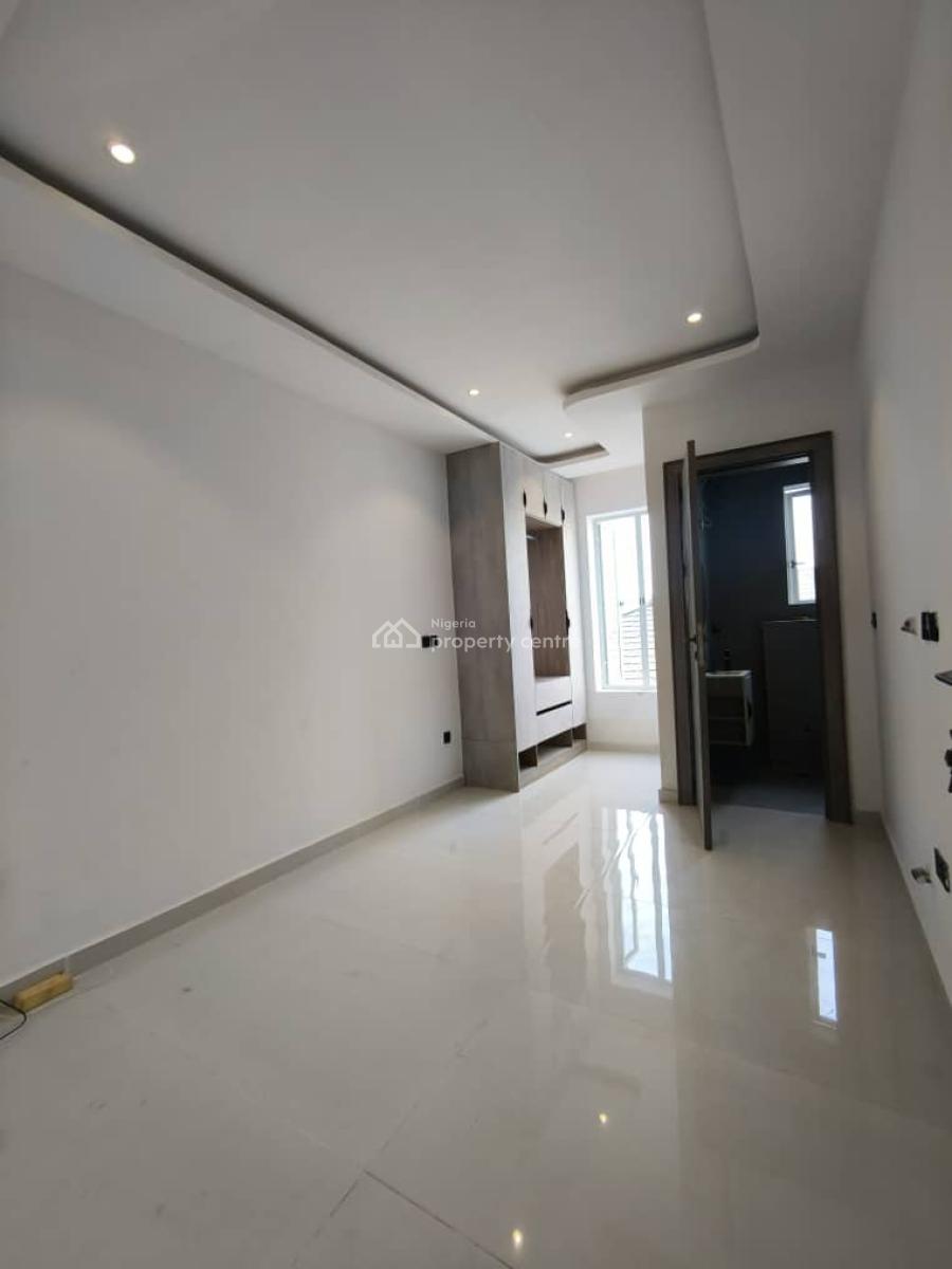 Luxury Beautifully Built 2 Bedroom Maisonette, Lekki Phase 1, Lekki, Lagos, House for Rent