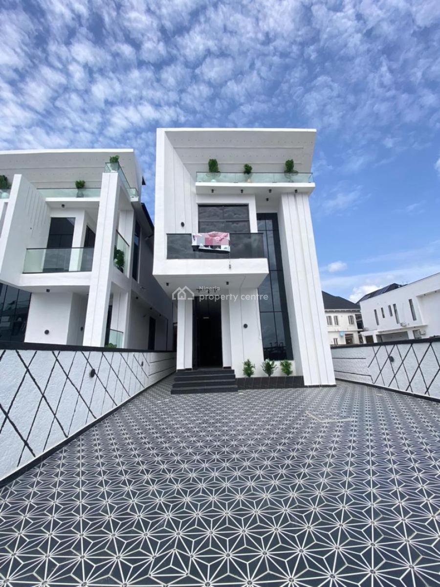5 Bedroom Fully Detached Duplex with Bq and Swimming Pool, 5 Bedroom Fully Detached Duplex with Bq and Swimming Pool in Chevron, Lekki, Lagos, Detached Duplex for Sale