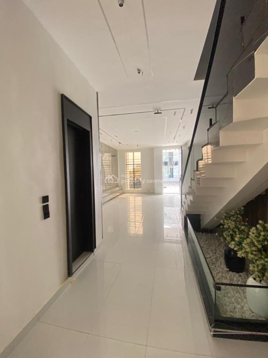5 Bedroom Fully Detached Duplex with Bq and Swimming Pool, 5 Bedroom Fully Detached Duplex with Bq and Swimming Pool in Chevron, Lekki, Lagos, Detached Duplex for Sale