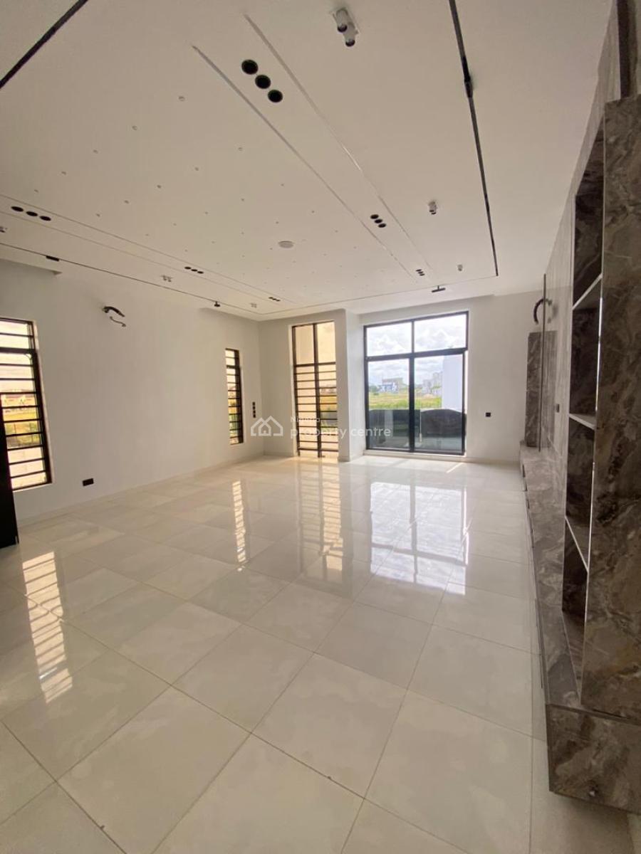 5 Bedroom Fully Detached Duplex with Bq and Swimming Pool, 5 Bedroom Fully Detached Duplex with Bq and Swimming Pool in Chevron, Lekki, Lagos, Detached Duplex for Sale