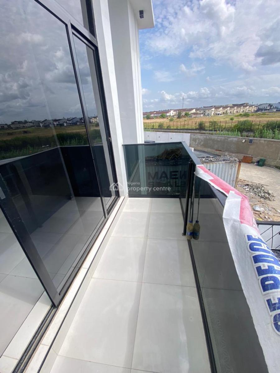 5 Bedroom Fully Detached Duplex with Bq and Swimming Pool, 5 Bedroom Fully Detached Duplex with Bq and Swimming Pool in Chevron, Lekki, Lagos, Detached Duplex for Sale