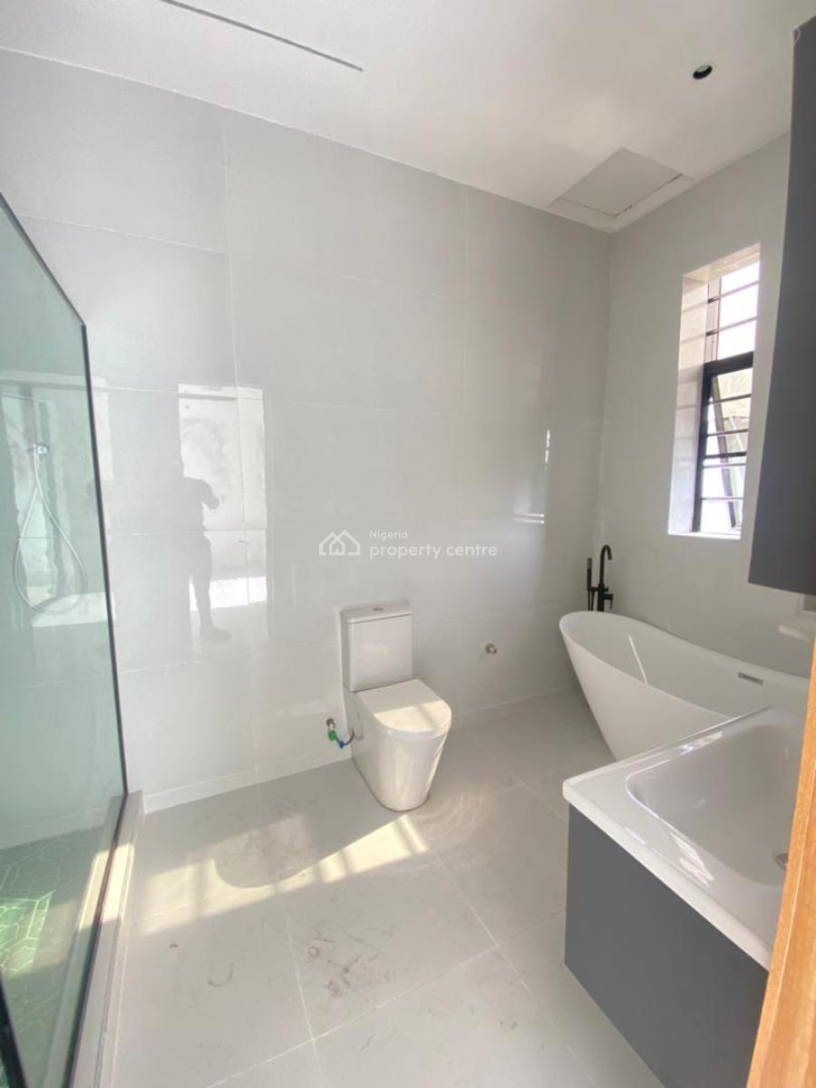Brand New 4 Bedroom Spacious Terrace Duplex with Bq, Brand New 4 Bedroom Spacious Terrace Duplex with Bq, Ikota, Lekki, Lagos, Terraced Duplex for Sale