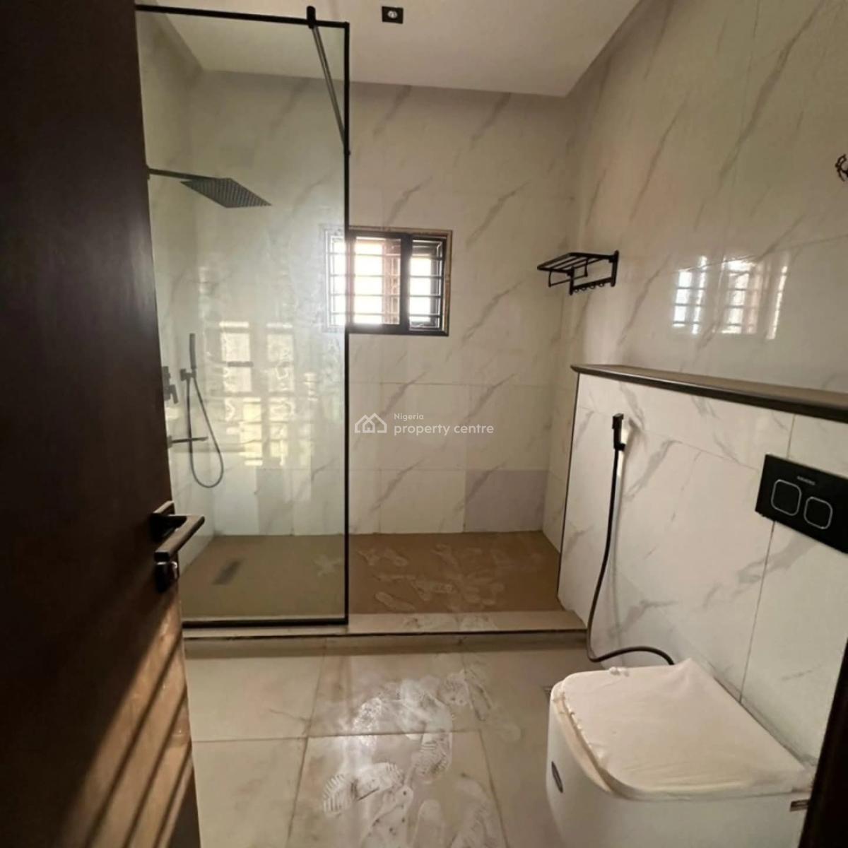 4 Bedrooms Terrace Duplex with a Room Bq in Kaura Abuja, Kaura, Abuja, House for Sale