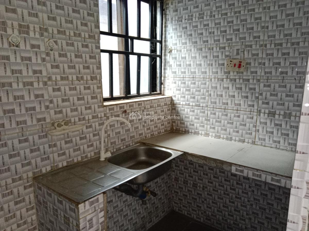 a One Bedroom Flat in a Gated Compound, Good Water Supply ;2 Toilets, Close to Kabusa Gardens Estate Down Sunnyvale Junction Road., Lokogoma District, Abuja, Flat / Apartment for Rent