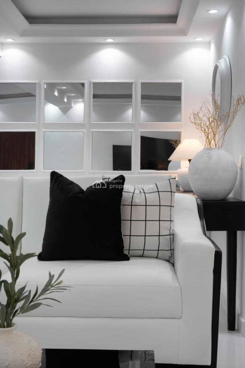 a Quiet Luxury Three-bedroom, Ikoyi, Lagos, Flat / Apartment Short Let