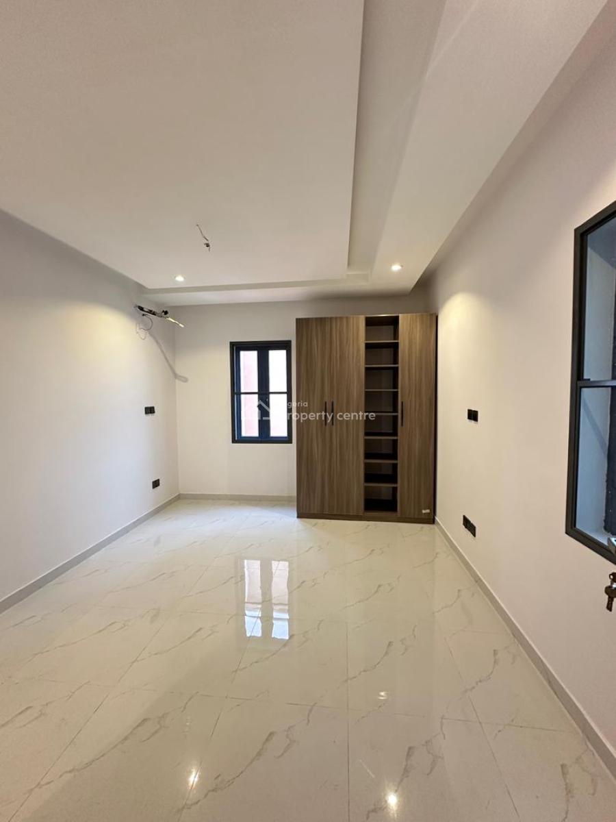 2 Bedroom Apartment with Bq at Ikate,lekki, Ikate, Lekki, Lagos, Flat / Apartment for Sale