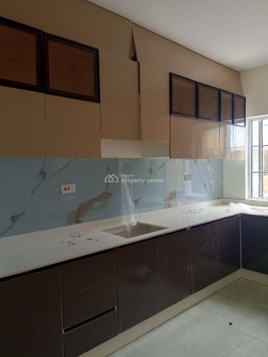 3bedroom Solar Powered & Very Spacious Duplex with Large Living Room, Dkk Bus Stop Sangotedo, Sangotedo, Ajah, Lagos, Semi-detached Duplex for Sale