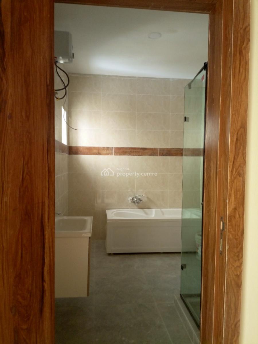 3bedroom Solar Powered & Very Spacious Duplex with Large Living Room, Dkk Bus Stop Sangotedo, Sangotedo, Ajah, Lagos, Semi-detached Duplex for Sale