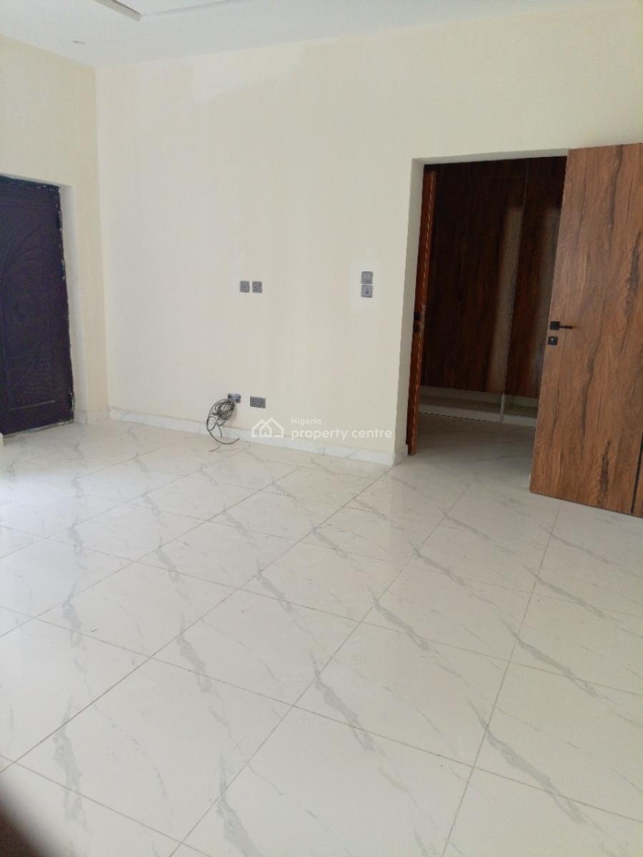 3bedroom Solar Powered & Very Spacious Duplex with Large Living Room, Dkk Bus Stop Sangotedo, Sangotedo, Ajah, Lagos, Semi-detached Duplex for Sale