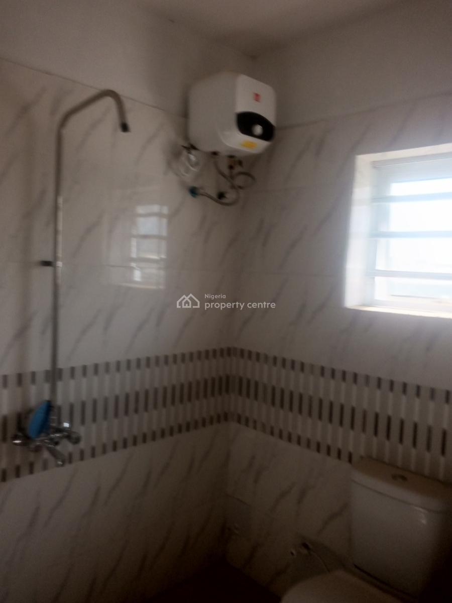 Newly Built Cheap 2 Bedrom Flat + Amenities, Lovely Environment Opp Omole Phase 1 Ojodu Ikeja, Omole Phase 1, Ikeja, Lagos, Flat / Apartment for Sale