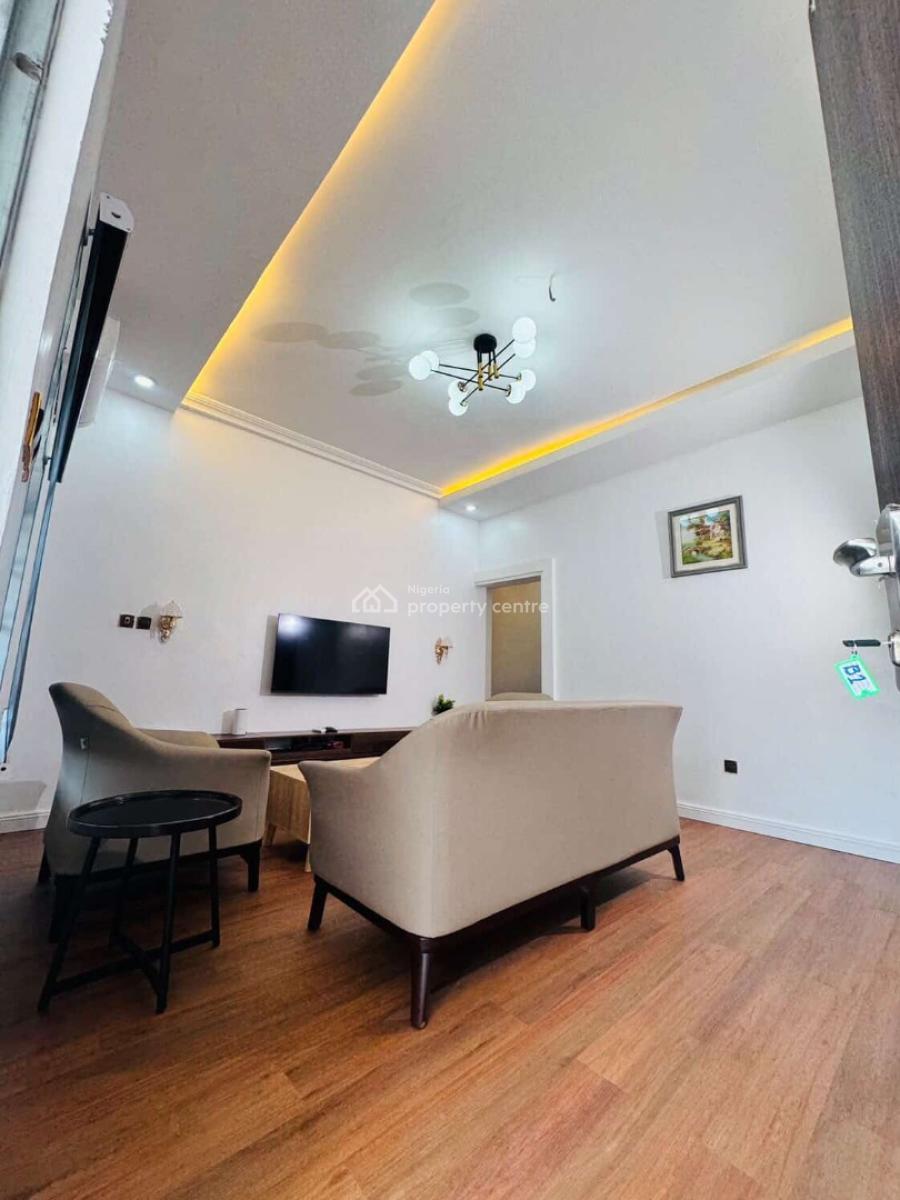 3 Bedroom Apartments, Ugbor G.r.a, Benin, Oredo, Edo, Flat / Apartment Short Let