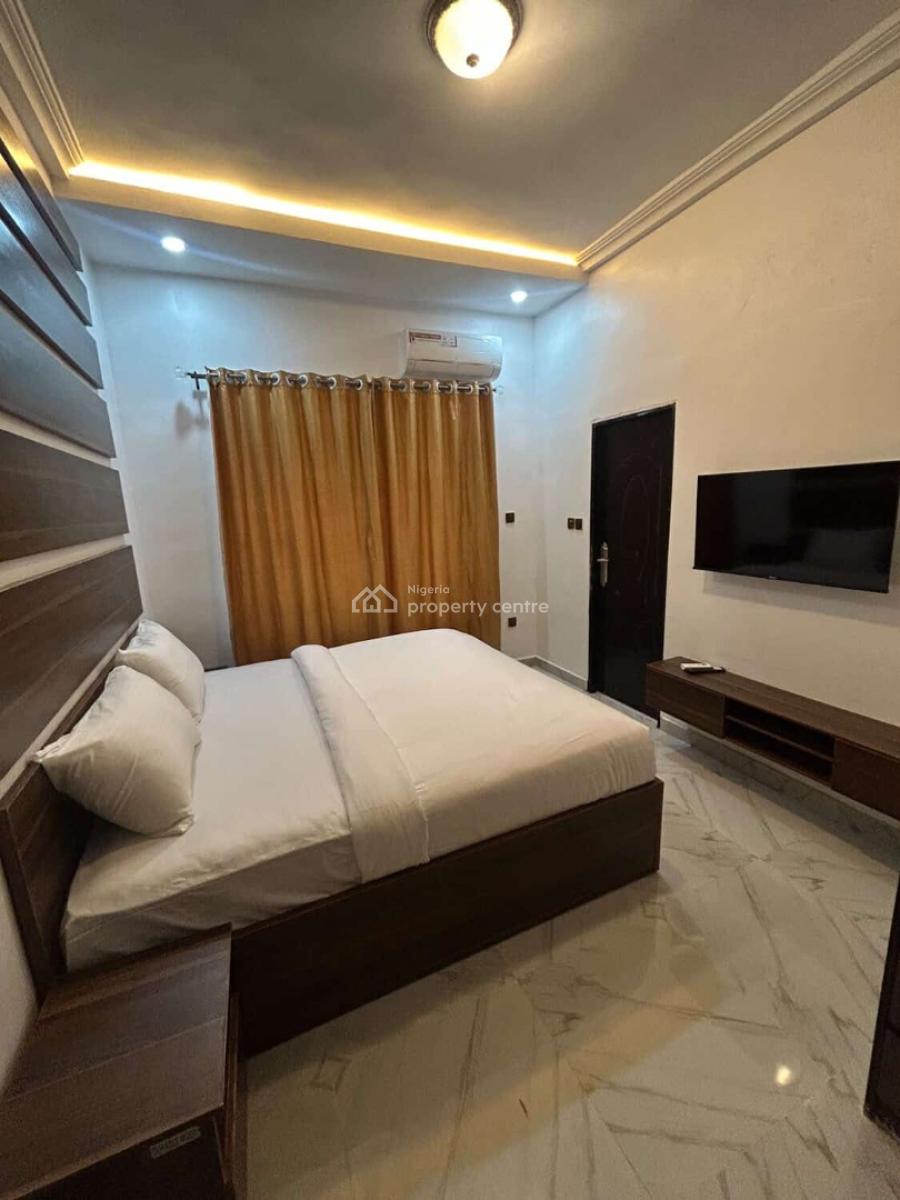 2 Bedroom Apartments, Ugbor G.r.a, Benin, Oredo, Edo, Flat / Apartment Short Let