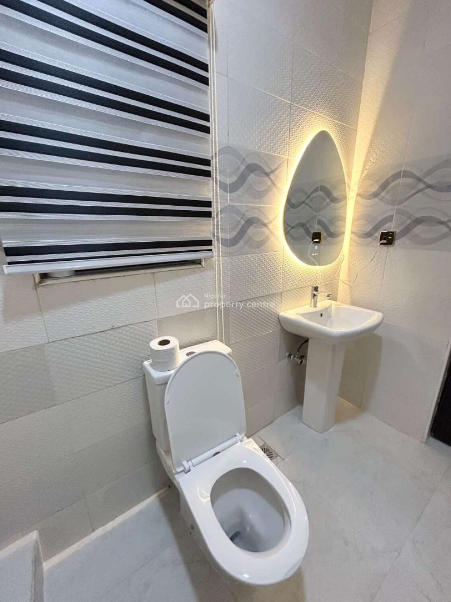 2 Bedroom Apartments, Ugbor G.r.a, Benin, Oredo, Edo, Flat / Apartment Short Let