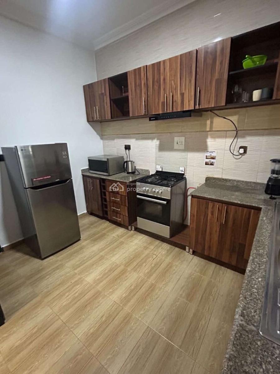 2 Bedroom Apartments, Ugbor G.r.a, Benin, Oredo, Edo, Flat / Apartment Short Let