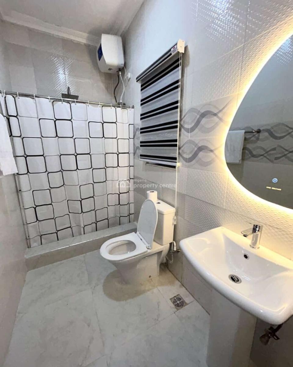 2 Bedroom Apartments, Ugbor G.r.a, Benin, Oredo, Edo, Flat / Apartment Short Let