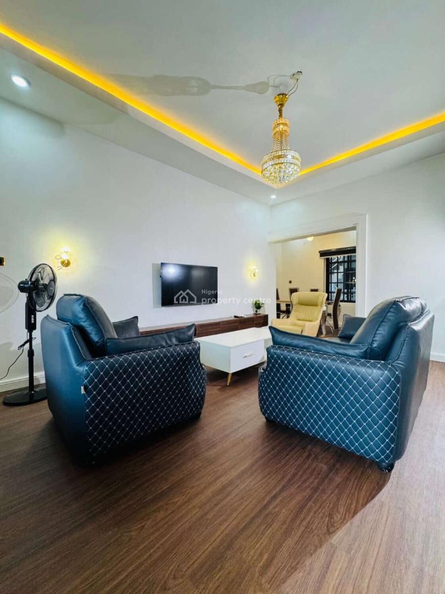 2 Bedroom Apartments, Ugbor G.r.a, Benin, Oredo, Edo, Flat / Apartment Short Let