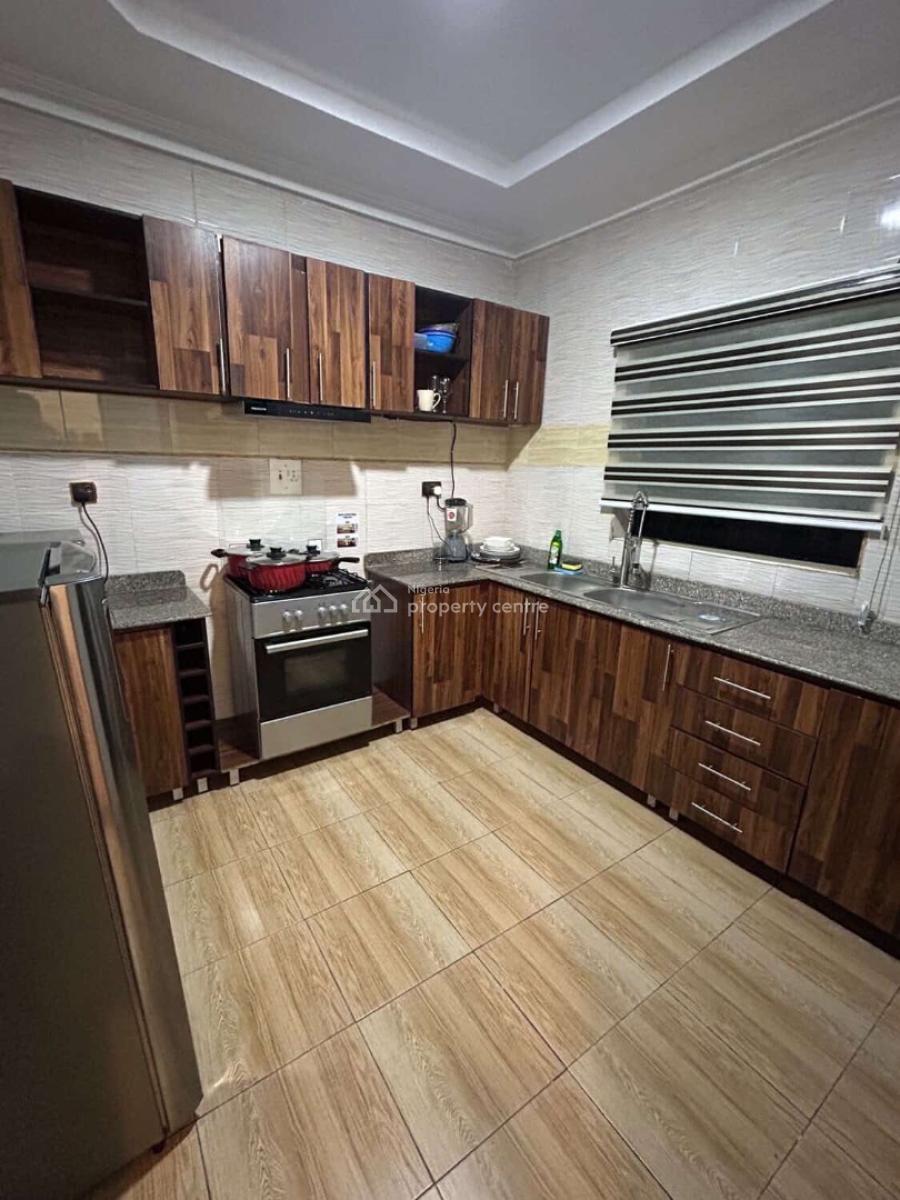 2 Bedroom Apartments, Ugbor G.r.a, Benin, Oredo, Edo, Flat / Apartment Short Let