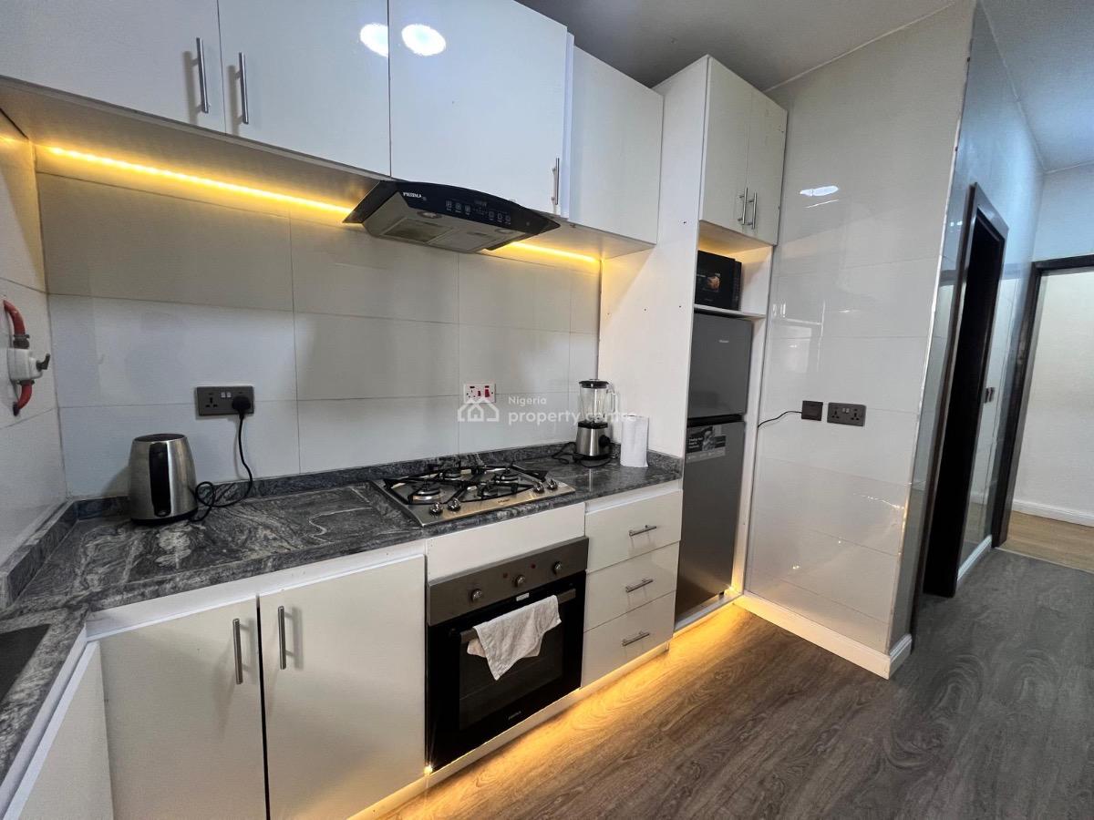 3 Bedroom Apartment, Lekki Phase 1, Lekki, Lagos, Flat / Apartment Short Let