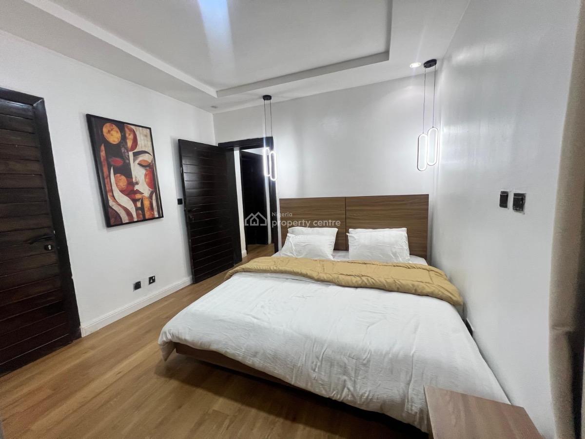 3 Bedroom Apartment, Lekki Phase 1, Lekki, Lagos, Flat / Apartment Short Let