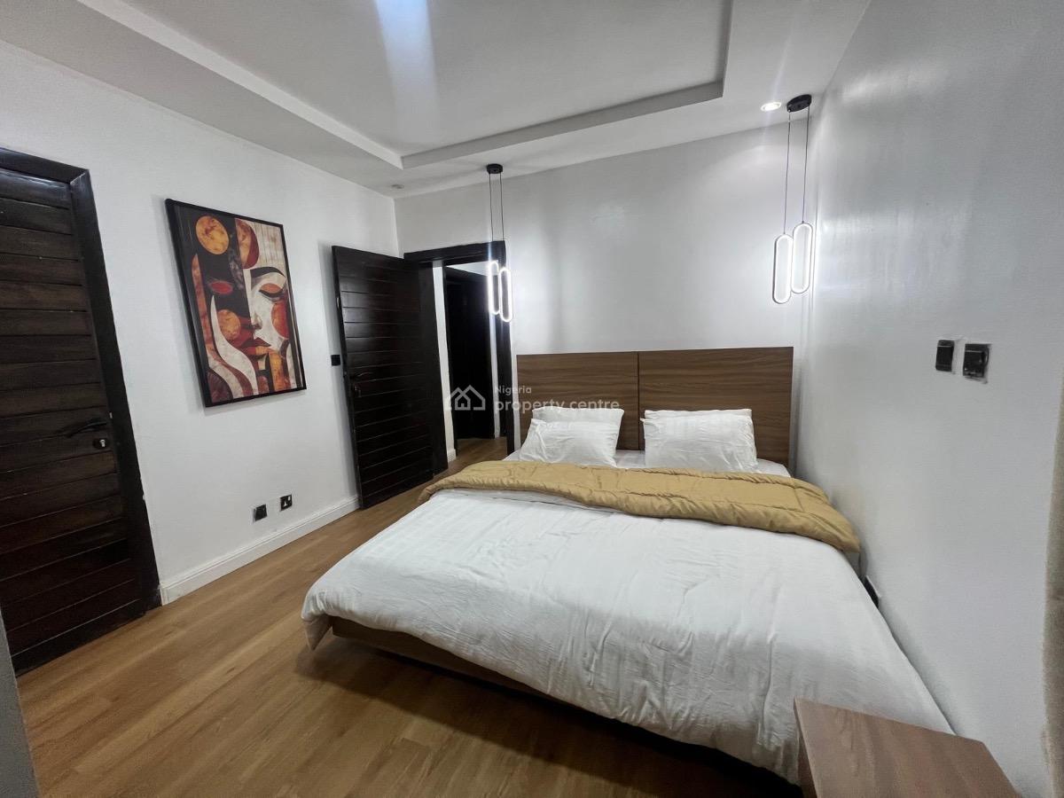 3 Bedroom Apartment, Lekki Phase 1, Lekki, Lagos, Flat / Apartment Short Let