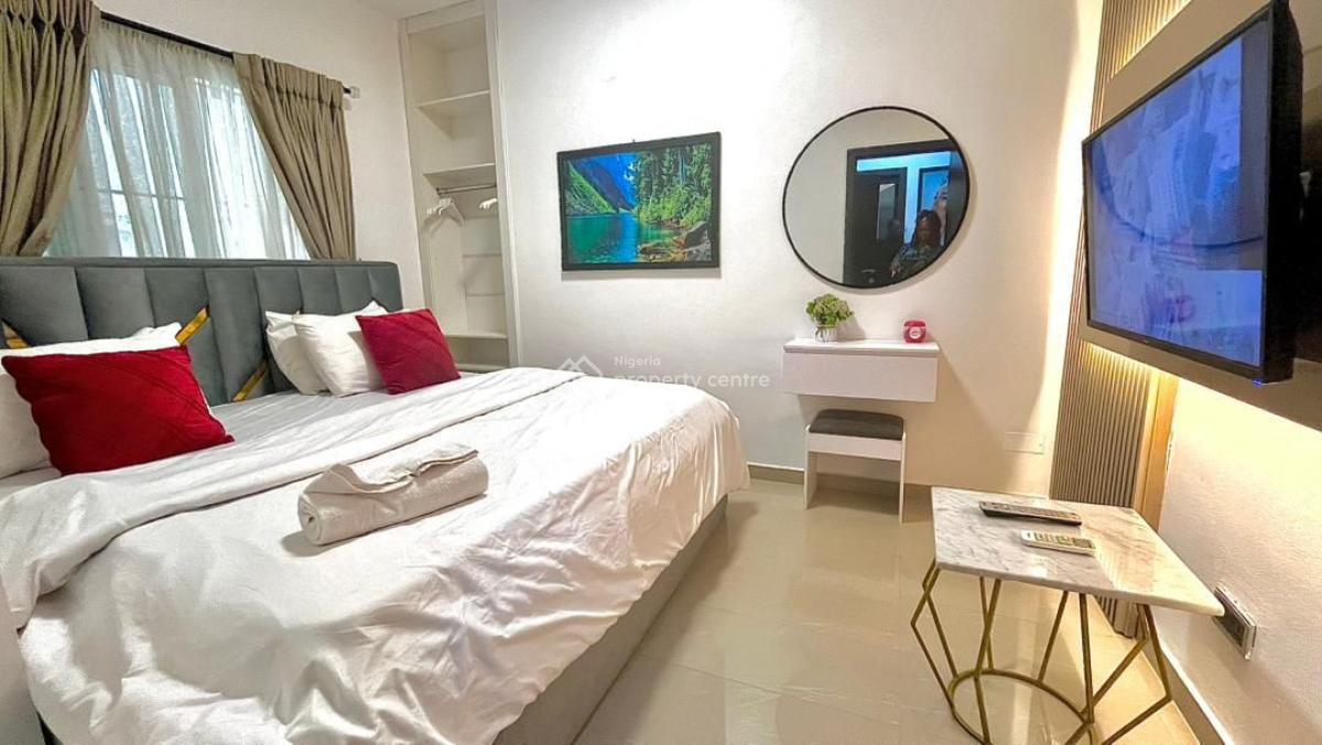 Sophisticated 3 Bedroom Maisonette with Top Notch Amenities Available, Lekki Phase 1, Lekki, Lagos, Flat / Apartment Short Let