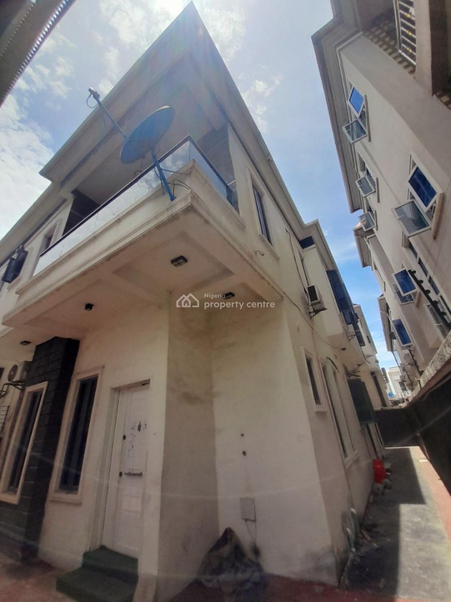 Room in a Shared Apartment in an Estate Along Orchid Road, Lekki, Orchid Road, Lekki, Lagos, Self Contain (single Rooms) for Rent