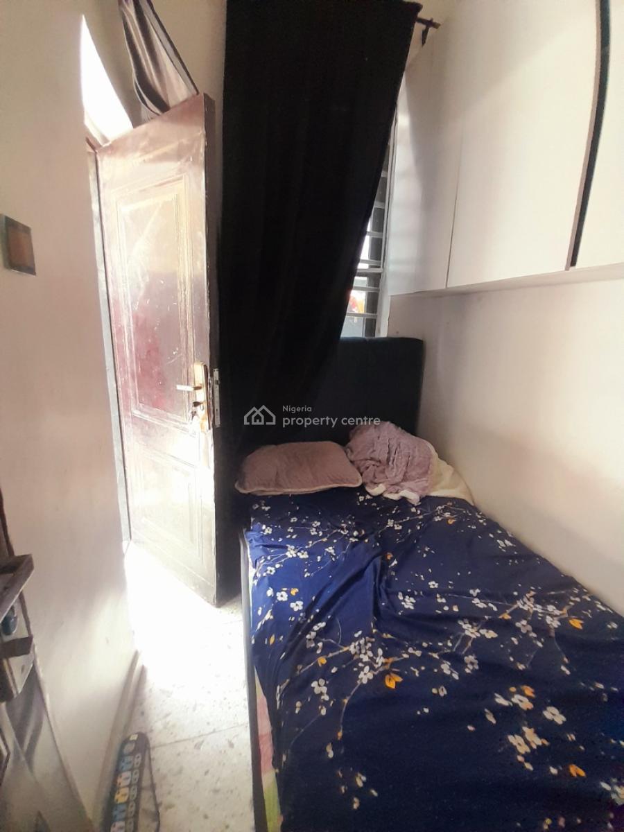 Furnished Bq in a Shared Apartment in an Estate Along Orchid Road, Orchid Road, Lekki, Lagos, Self Contain (single Rooms) for Rent