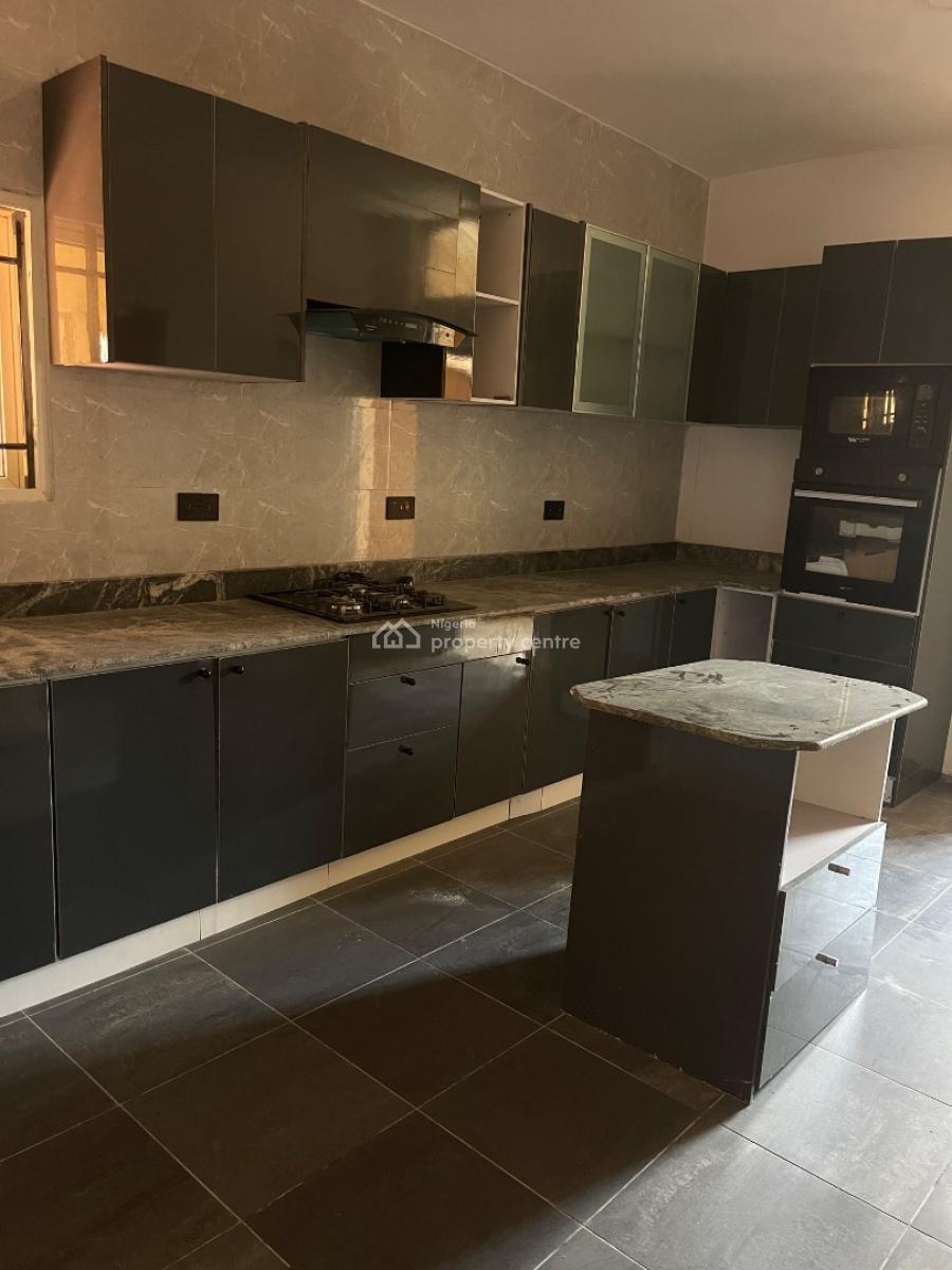 3 Bedroom Flat, Admiralty Way, Lekki Phase 1, Lekki, Lagos, House for Rent