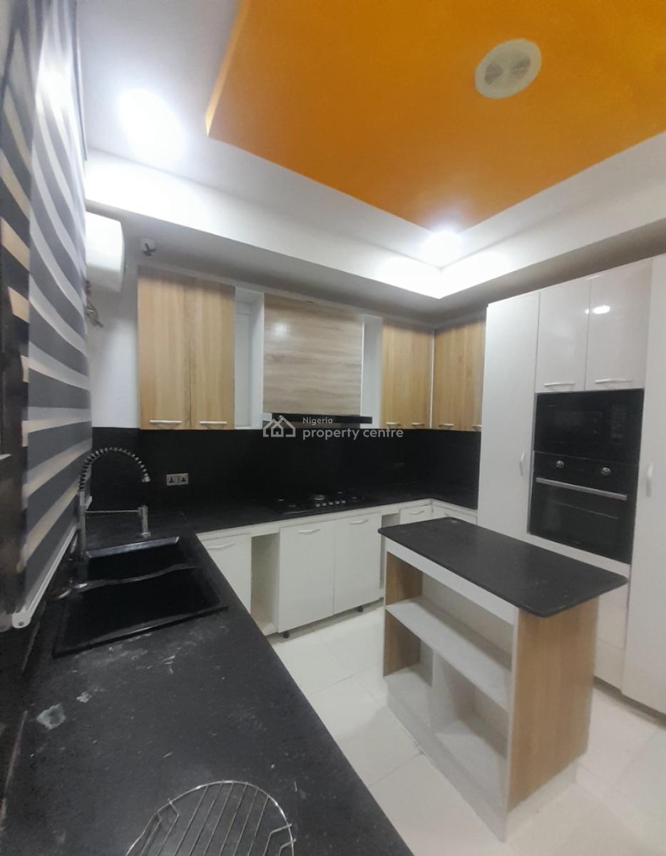 Furnished and Serviced Room in a Duplex (shared Apartment), Orchid Road, Lekki, Lagos, Self Contain (single Rooms) for Rent