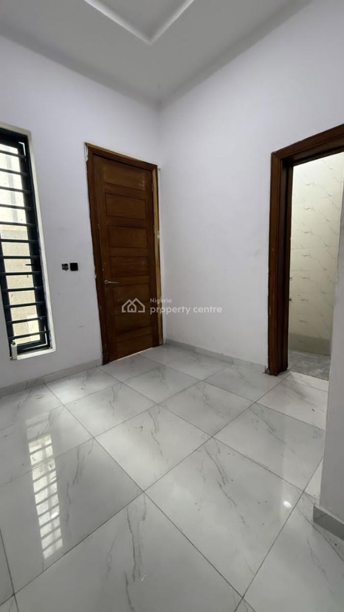 Sizeable Self Contain Bq with Kitchen Space, Chevron Alternative Route, Lekki, Lagos, Self Contain (single Rooms) for Rent