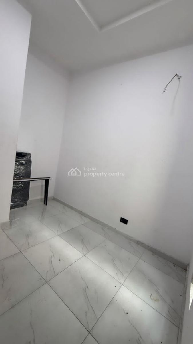 Sizeable Self Contain Bq with Kitchen Space, Chevron Alternative Route, Lekki, Lagos, Self Contain (single Rooms) for Rent