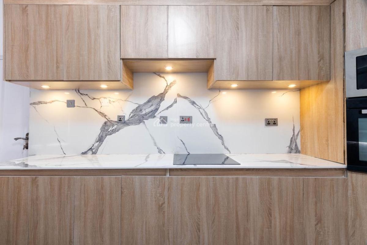 Luxury Four Bedroom with Waterfront, Swimming Pool and Ps5, Lekki Phase 1, Lekki, Lagos, Flat / Apartment Short Let