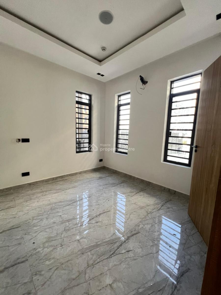 4 Bedroom Terrace with Boys Quarters and Inverter, Lekki Phase 1, Lekki, Lagos, Terraced Duplex for Sale