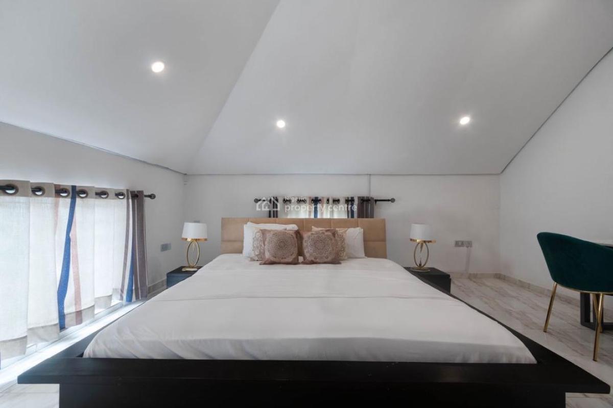 Luxury Three Bedroom with Snooker Table, Swimming Pool and Water Front, Lekki Phase 1, Lekki, Lagos, Flat / Apartment Short Let