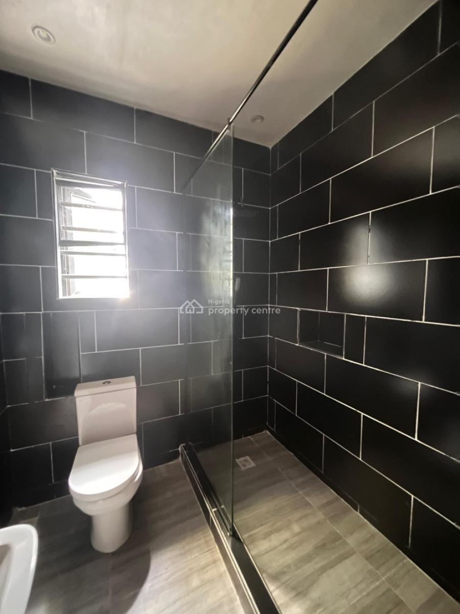 Lovely 4 Bedroom Terrace, Chevron, Lekki Phase 1, Lekki, Lagos, Terraced Duplex for Sale