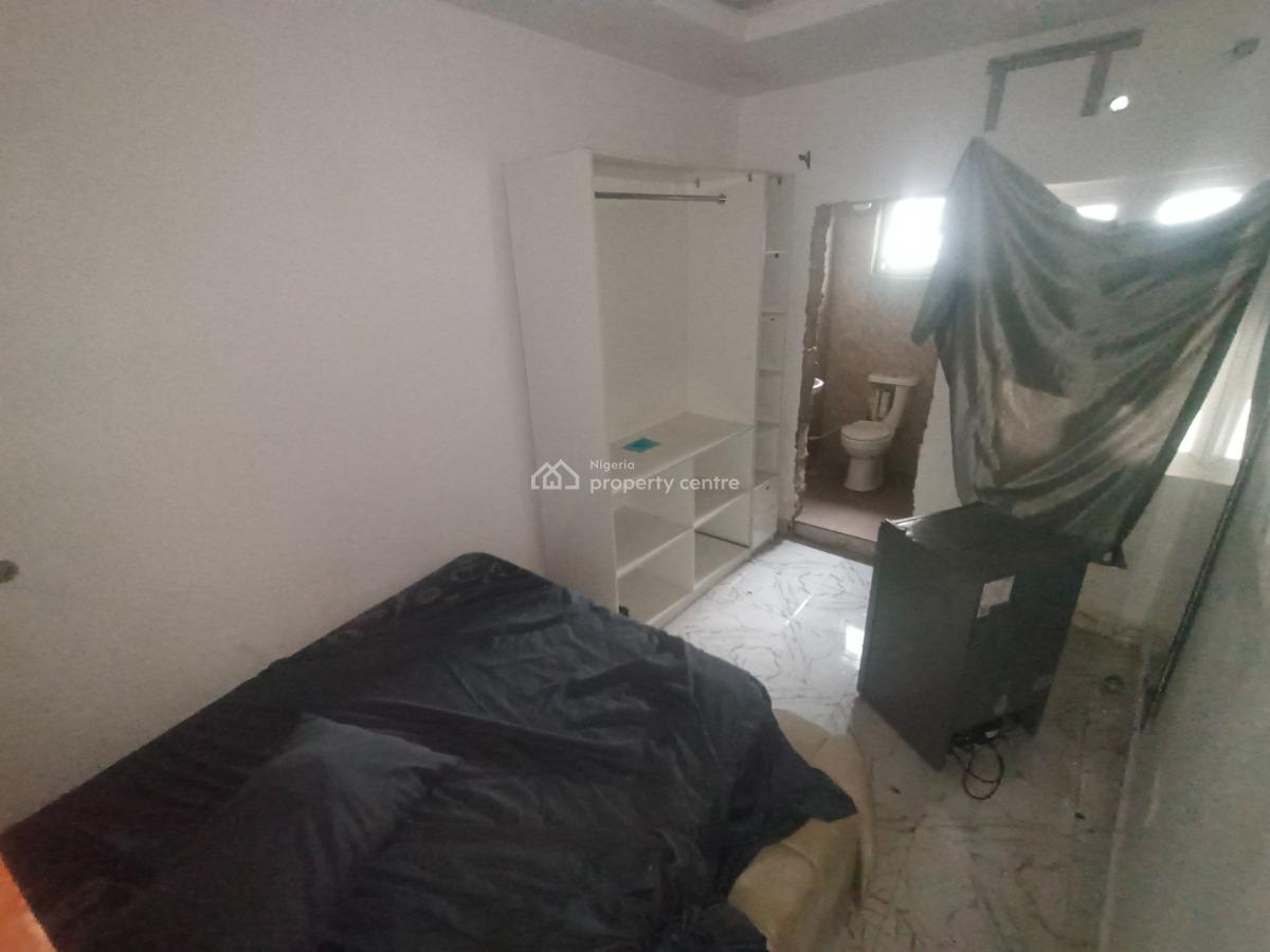 1 Bedroom Mini Flat, Thomas Estate Nepa Office.., Ajah, Lagos, Mini Flat (room and Parlour) for Rent