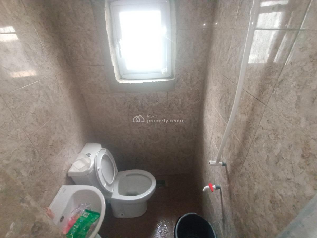 1 Bedroom Mini Flat, Thomas Estate Nepa Office.., Ajah, Lagos, Mini Flat (room and Parlour) for Rent