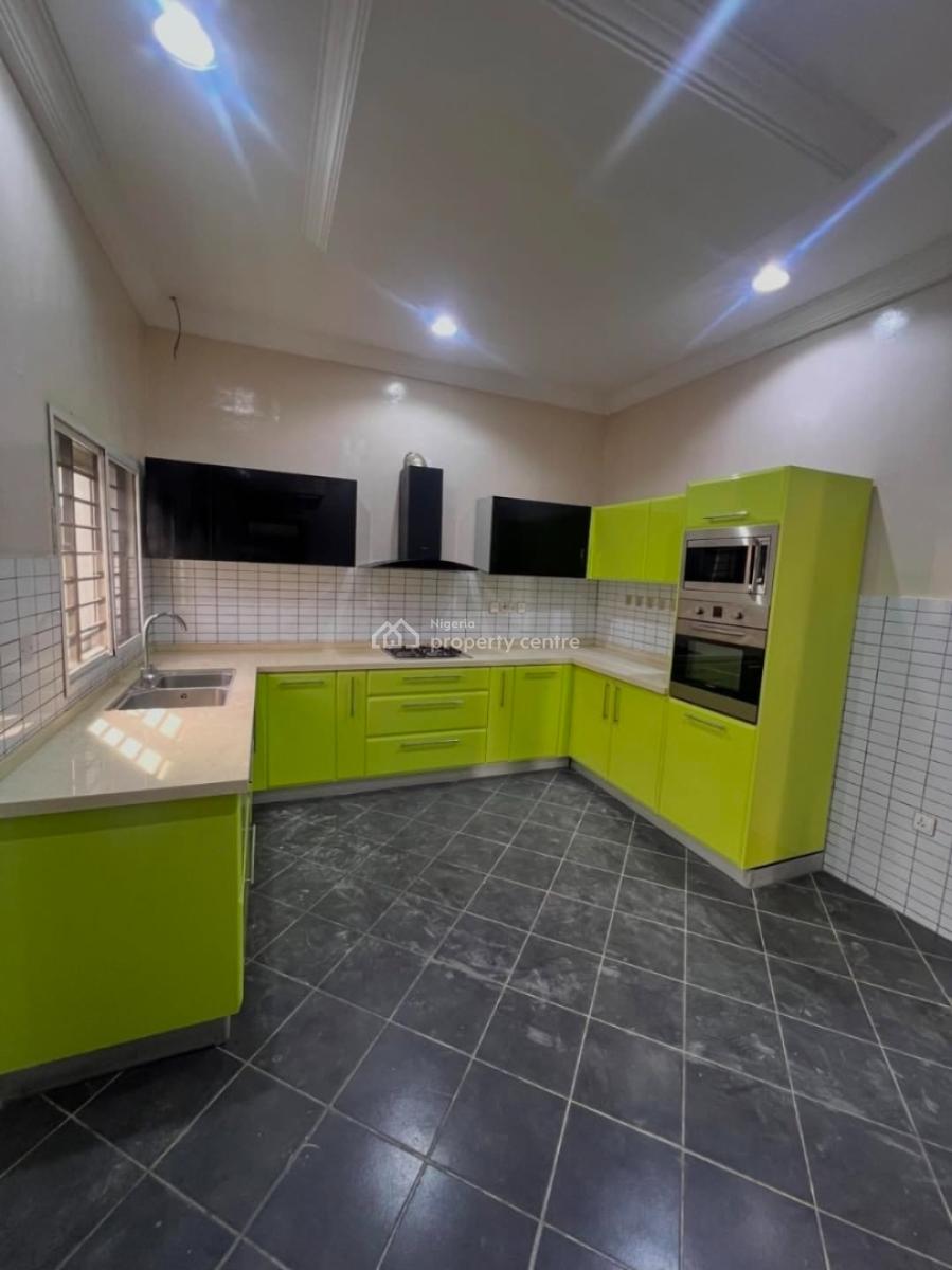 Spacious 4 Bedroom Semi Detached Duplex with Bq, Lekki Phase1, Lekki Phase 1, Lekki, Lagos, Semi-detached Duplex for Rent