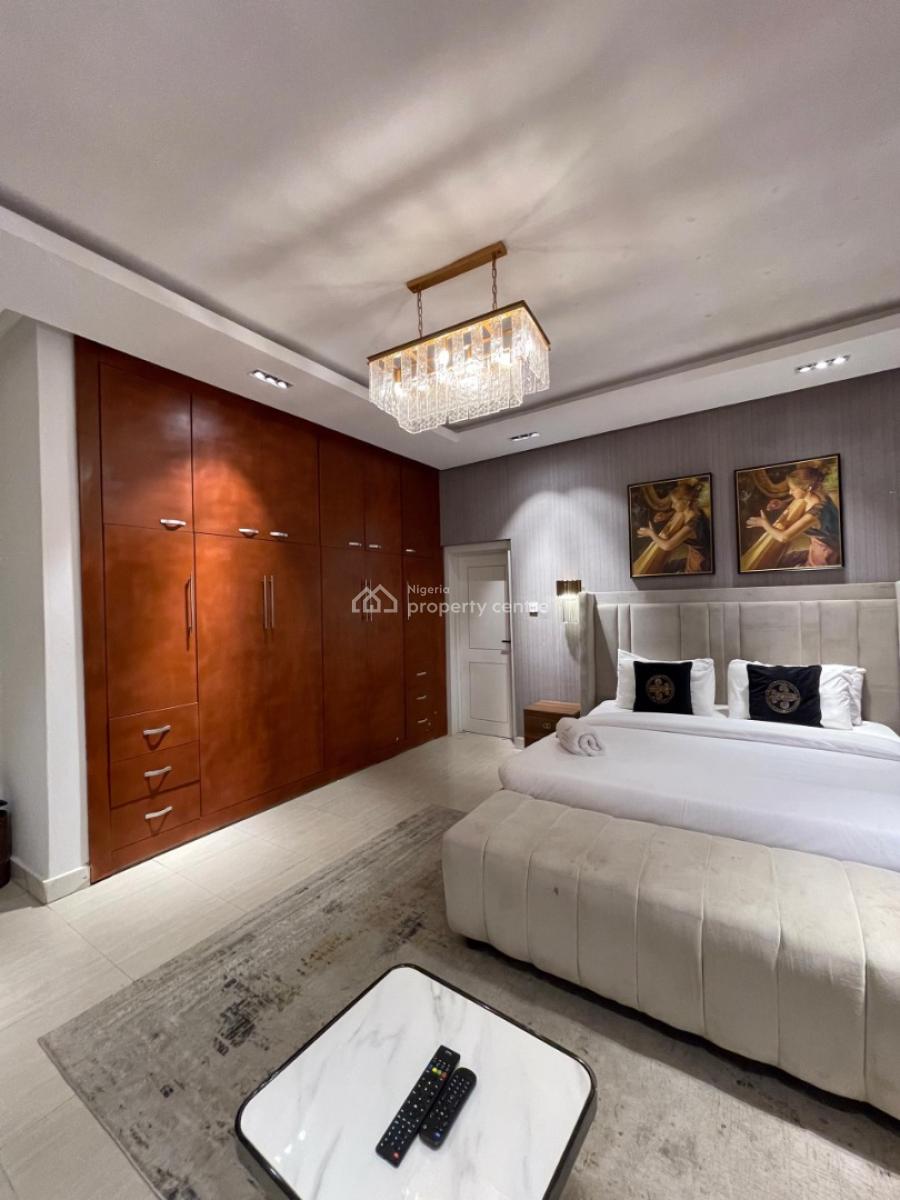 El Classico 3 Bedroom Apartment, Mac Donald Ikoyi Rd, Ikoyi, Lagos, Flat / Apartment Short Let