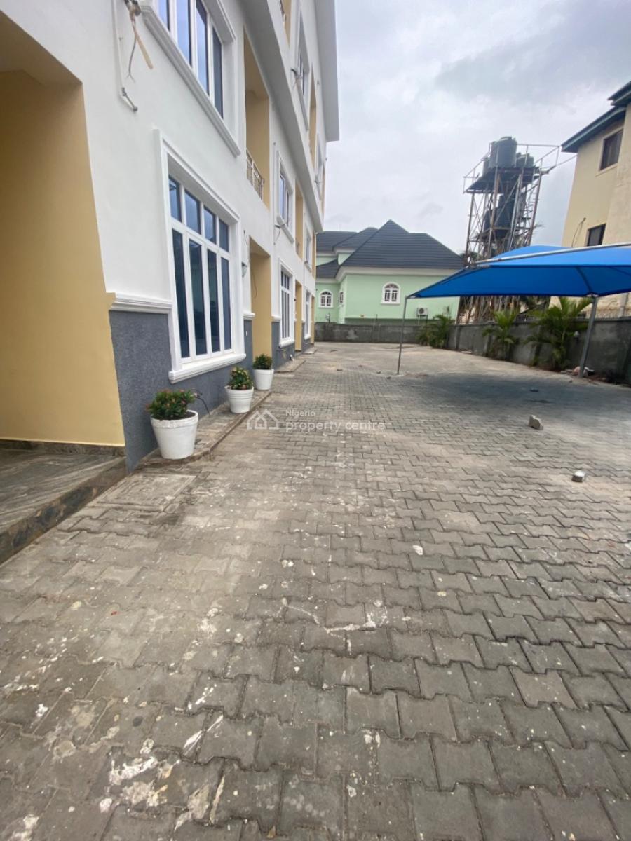 4 Bedroom Terrace Duplex (corner Unit), Wuye, Wuye, Abuja, Terraced Duplex for Rent