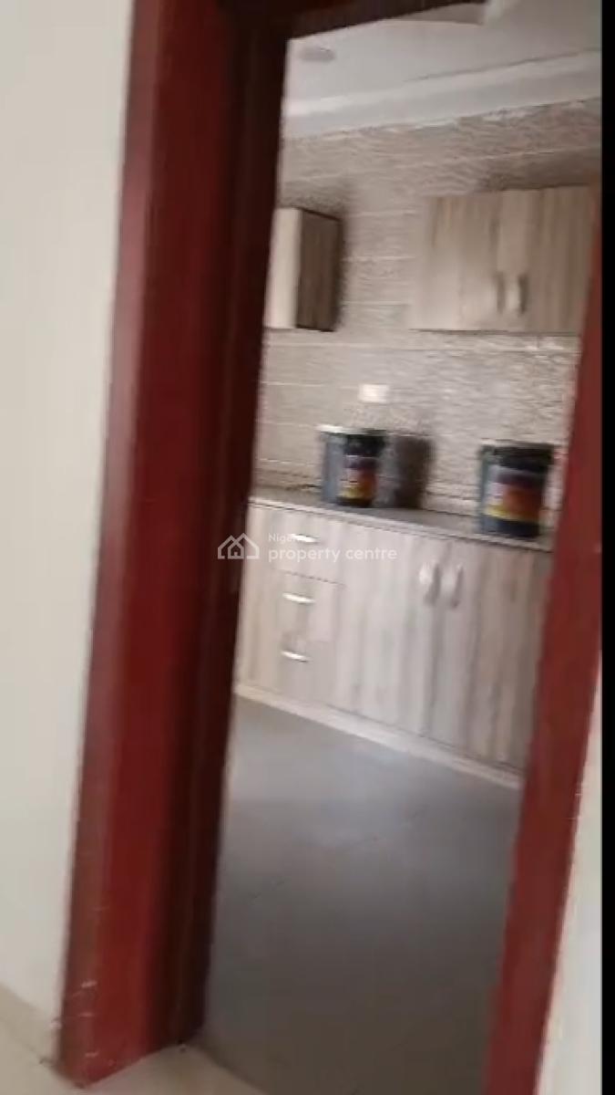 Well Maintained 2bedroom Flat, Majek, Sangotedo, Ajah, Lagos, Flat / Apartment for Rent