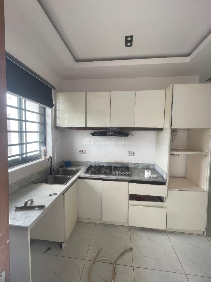 Luxury 2 Bedroom Apartment, Lekki County, Ikota, Lekki, Lagos, Flat / Apartment for Rent